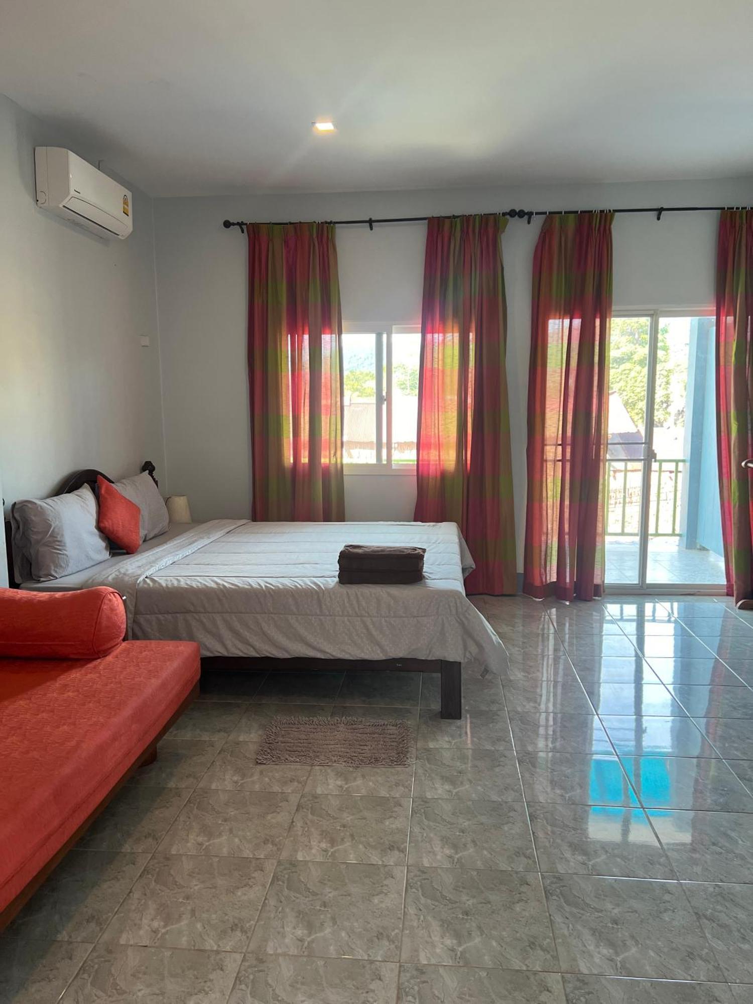 Nare Guest House Koh Lanta Bagian luar foto